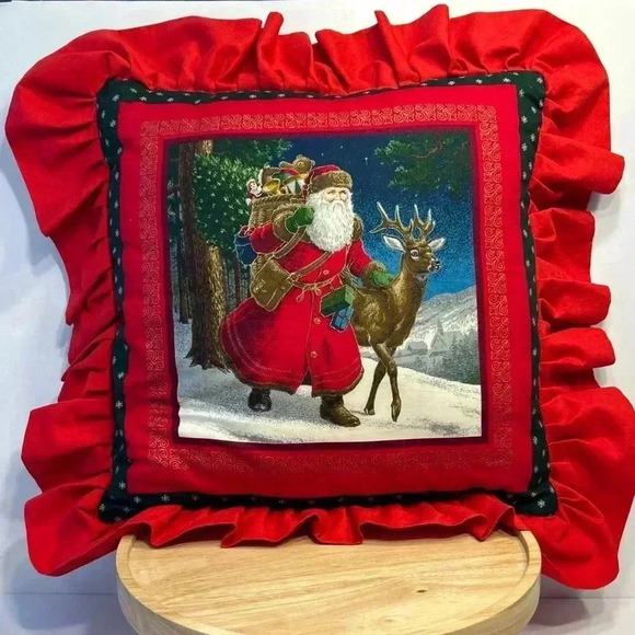 Large Vintage old World Santa Claus Throw Pillow Christmas Reindeer Winter - Picture 1 of 4